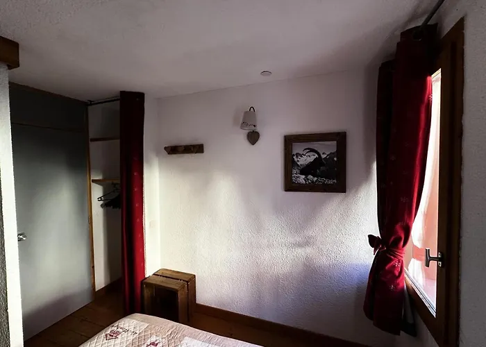 Croix Du Sud - Spacieux Et Agreable - Coeur De Station - Vue Vallee - Balcon Mae-7551